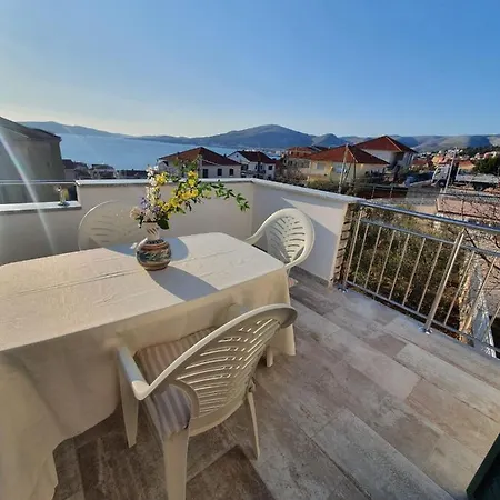Odlicno Opremljeni Novouredeni Iva, Okrug Gornji Apartmán