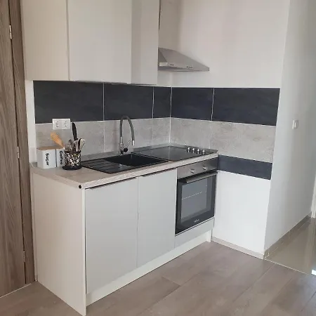 Apartamento Odlicno Opremljeni Novouredeni Iva, Okrug Gornji Trogir