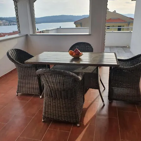 Odlicno Opremljeni Novouredeni Iva, Okrug Gornji Apartmán *