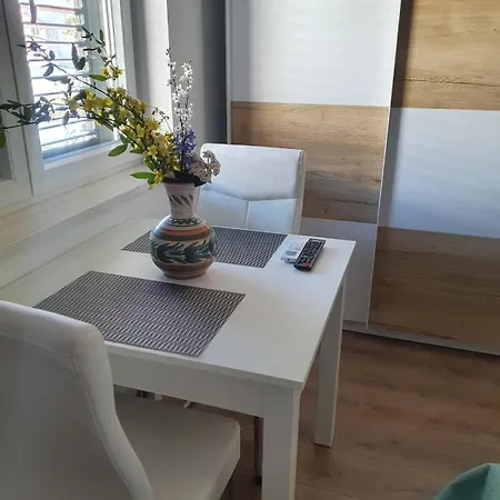 Odlicno Opremljeni Novouredeni Iva, Okrug Gornji Trogir